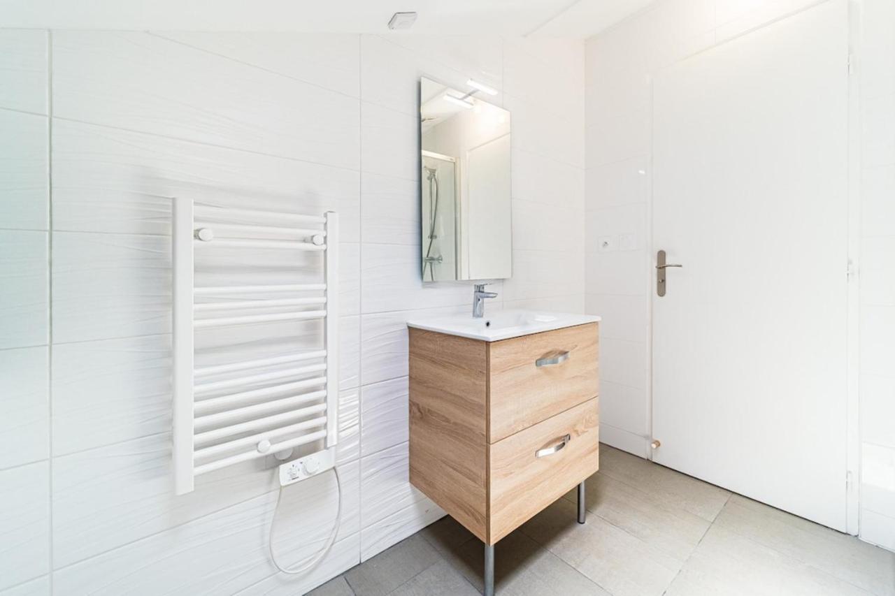 Apartamento Le Pelisson 6 People Functional Gratte Ciel Villeurbanne Exterior foto